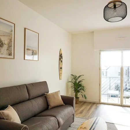 -iris- Magnifique T2 Renove Avec Balcon Et Parking Lägenhet *